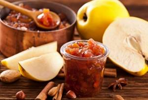 quince jam the most delicious recipe with cinnamon