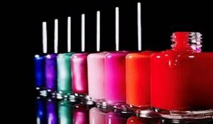 The effect of nail polish on nails: harm and benefit