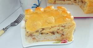 Jellied pie with saury - 7 recipes for how to cook fish pie in the oven and in a slow cooker