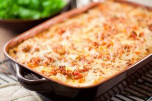Casserole with minced chicken and pine nuts - What to cook with minced chicken